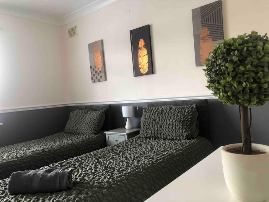 29 Comfort House 2 Bedroom Townhouse With Parking Scunthorpe Extérieur photo