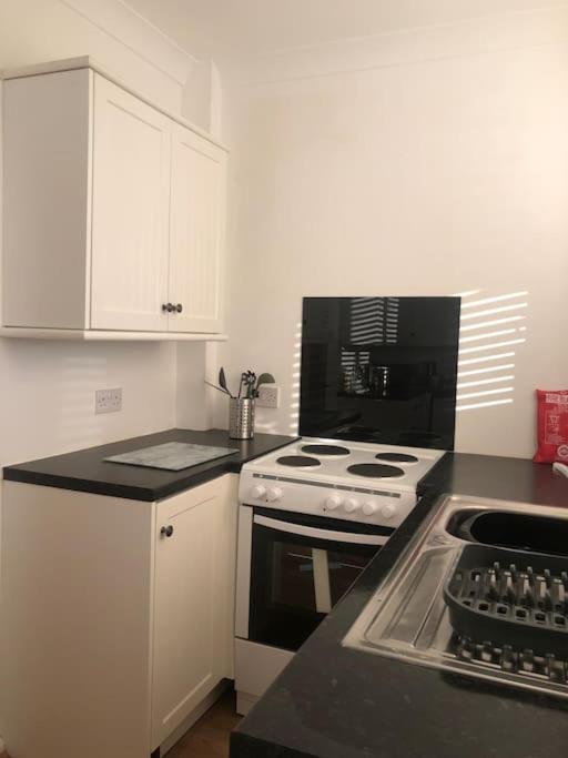 29 Comfort House 2 Bedroom Townhouse With Parking Scunthorpe Extérieur photo